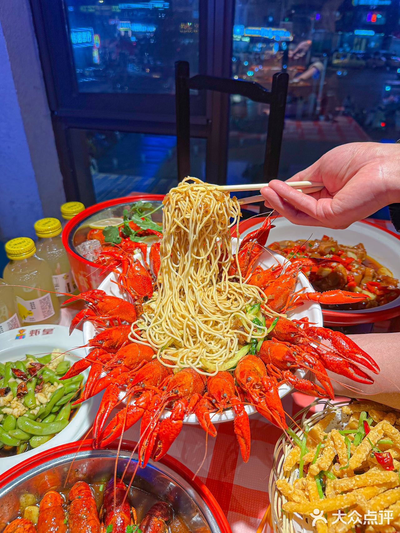 武汉下高铁🚄第一站必吃 | 虾皇宝盒🦞