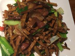 大巴山老腊肉炒笋-黑鸡小馆(金源店)