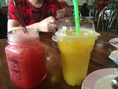 -Dang restaurant (patong phuket)