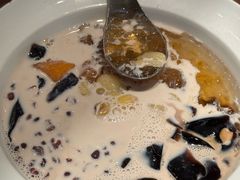 -RUXU入续糖水铺与包(卓悦中心店)