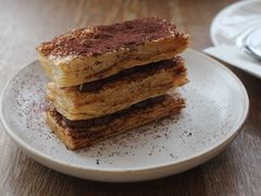 -ROAST coffee & eatery