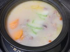 胡椒猪肚鸡火锅-大匠工房古船木艺术餐厅·猪肚鸡专门店(长白仙岛店)