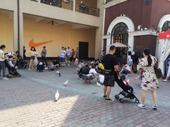 -王府井奥莱临潼小镇(临潼店)