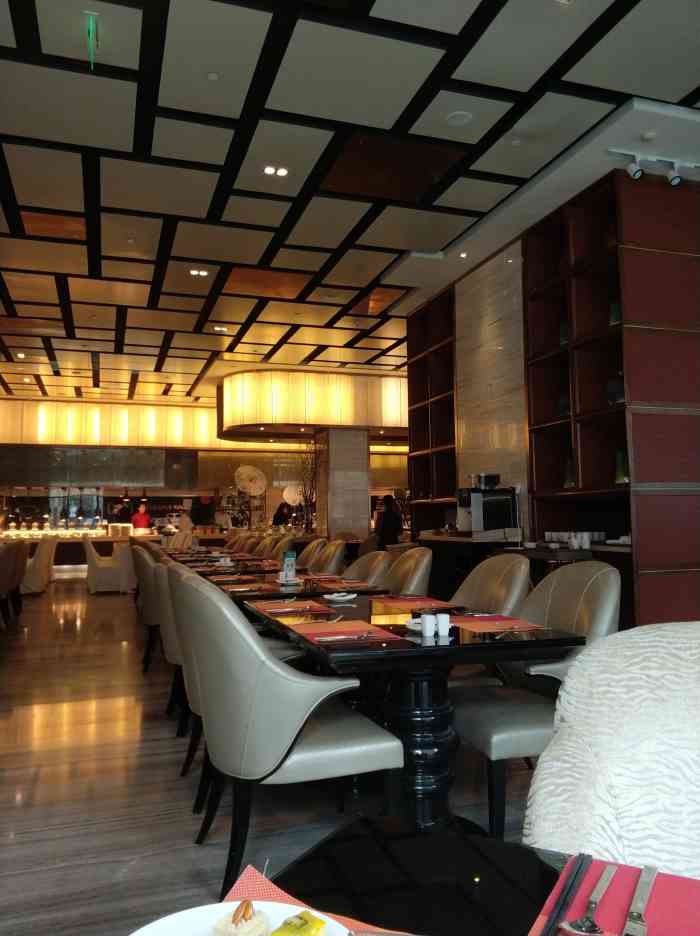 郑州希尔顿酒店餐厅图片