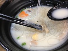 -鸭小妹鸭血粉丝(老门东店)