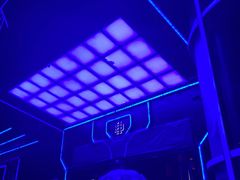 -简奥斯汀·赫本酒吧