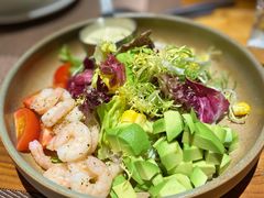 牛油果鲜虾沙拉-秀·爱尔兰餐吧(上海路店)