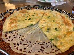 葱油饼-白天鹅家宴·东北菜