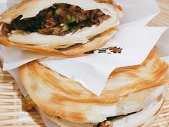 金丝烧饼夹牛肉-牛三哥洛阳牛肉汤(生态城店)