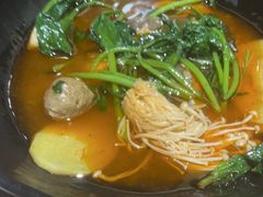 -万记麻辣烫国展总店