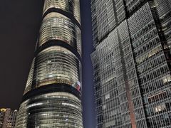 -陆家嘴空中步行连廊