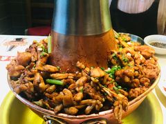 -老佛爷炭火蛙锅直营(清滨路总店)
