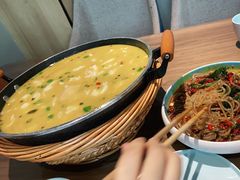 -有红鸡毛店·川菜(建设路店)