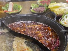 -乖嬢嬢重庆老火锅(南联店)