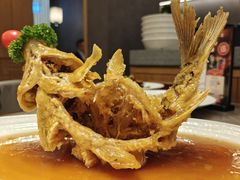糖醋鲤鱼-闫府私房菜·百年鲁菜(恒隆店)