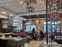 大堂-自游人·美食一楼·地道徽菜(三十年名店)