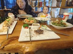-酤居湖景音乐餐吧(安宁店)