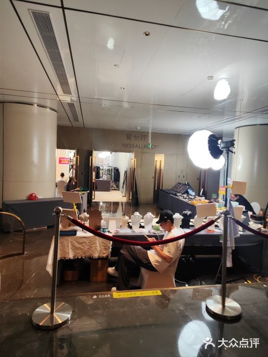 北京港澳中心瑞士酒店·瑞士咖啡厅·自助餐图片