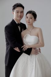 点击看大图 -至臻微拉婚纱摄影