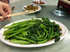 -刘涛酒店(江滩公园店)
