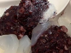 海底椰白雪黑糯米甜甜-满记甜品(荟聚购物中心店)