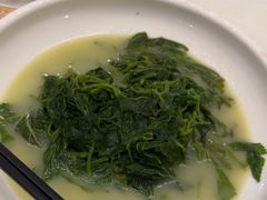 -五谷芳乳鸽王(海景店)
