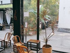 -Metal hands·铁手咖啡