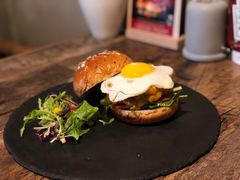 -HIGH FIVE哈福手工汉堡(桂林路店)