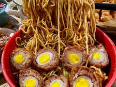-爆炸头阿姨小四川正宗川味小吃(无任何分店)