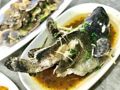 -四川小胡子海鲜(丁村万人海鲜广场店)