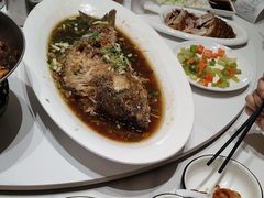 -梅利汴京烤鸭•开封豫菜地标店(东大街店)