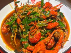 -六弟特色小馆(人民新村店)
