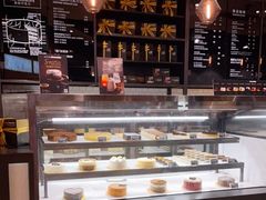 面包甜点陈列柜-Awfully Chocolate(嘉里城店)