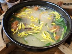 -建新园过桥米线(老街店)