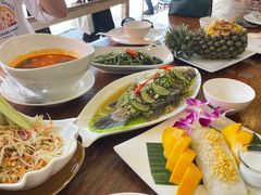 -Dang restaurant (patong phuket)