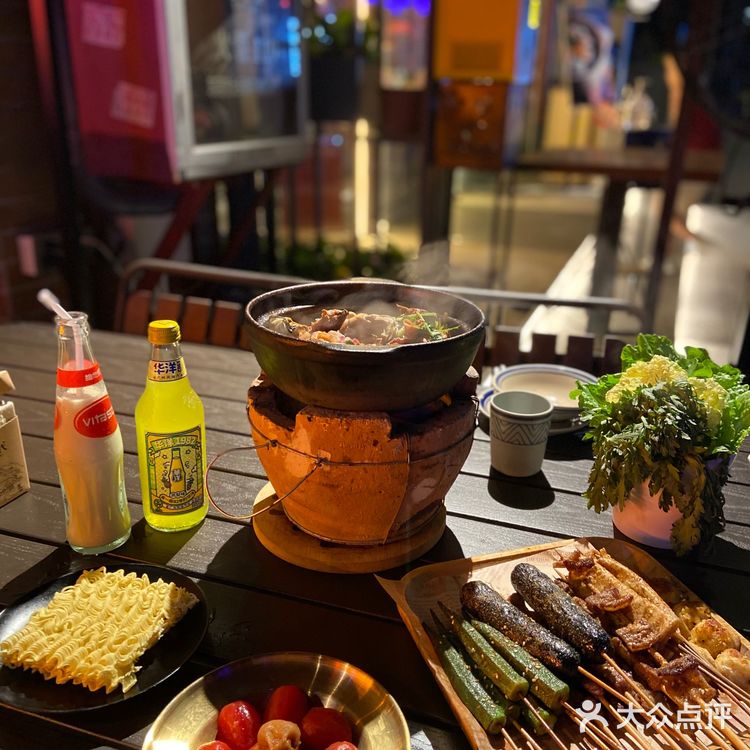 华侨城超好吃的生蚝鸡煲,烧烤爱了