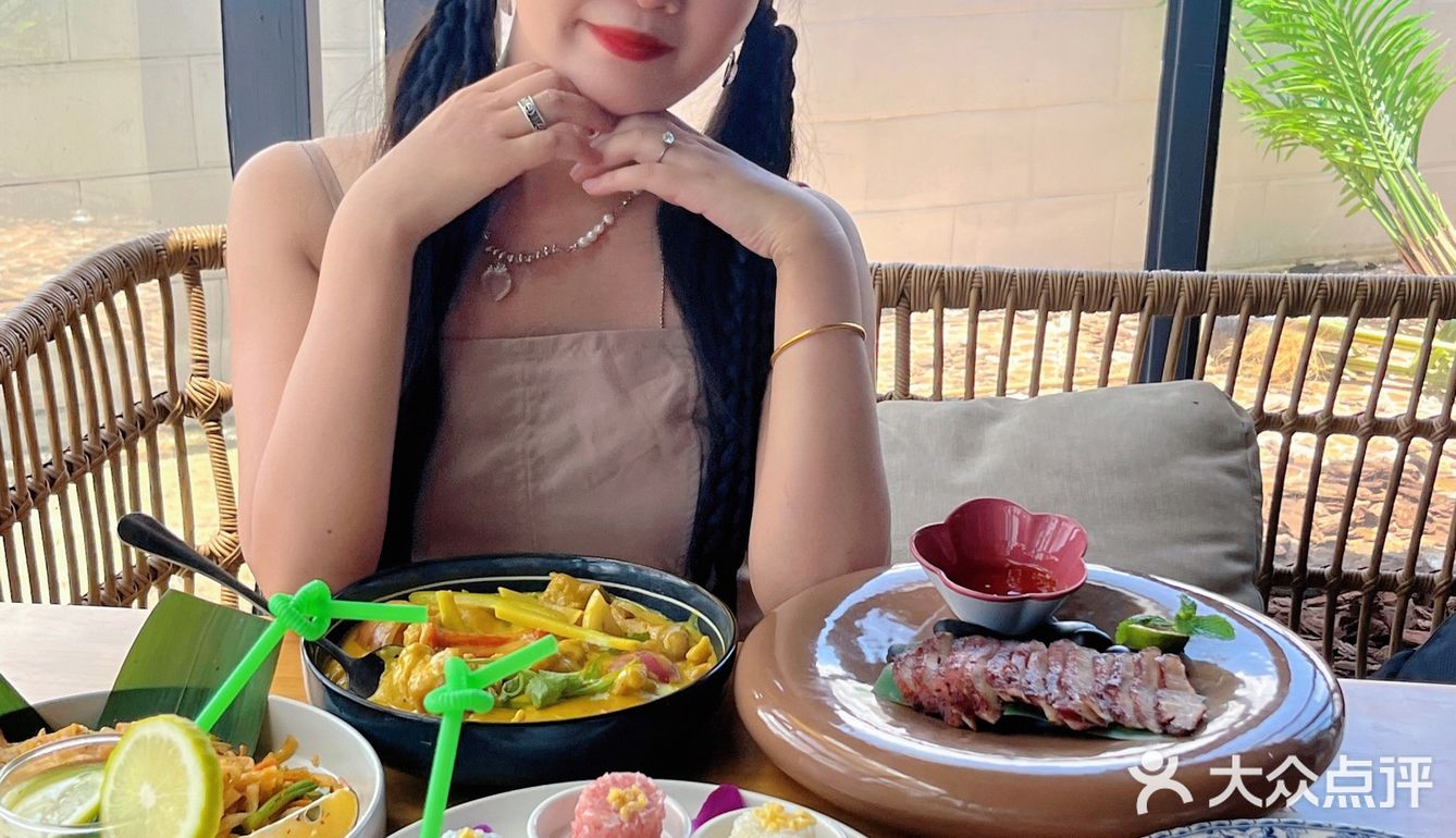汕头！风景绝美的高空东南亚料理🏖