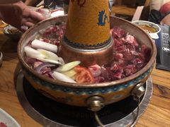-毛辣果·贵州红酸汤牛肉火锅(西单店)