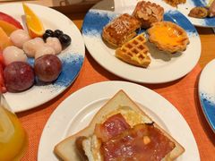 -亚龙湾希尔顿自助餐厅·海鲜·烧烤·沙滩BBQ·现场乐队