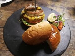 -HIGH FIVE哈福手工汉堡(桂林路店)