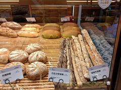 -BROAD面包路·欧式面包(龙湖时代C馆店)