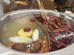 -黔哆哆地摊酸汤火锅(清湖店)