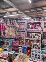 -恒日玩具批发(幸福小苑店)