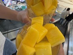 -三出山火锅(南京万象天地店)