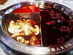 艳红酸辣三拼锅-陈艳红火锅菜·冒菜(簋街店)