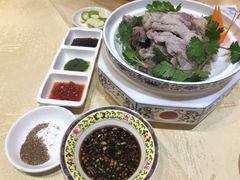 草原手把肉-德乐海蒙餐