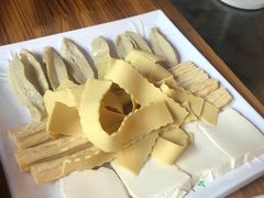 -小小河边鱼(天润城店)