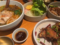 -SHAN山(前滩太古里店)