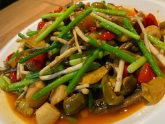 -渝半城经典川粤菜(重庆天地店)