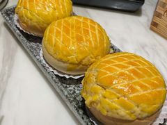 酥皮水牛奶菠萝包-陶陶居酒家(SM二期购物广场店)